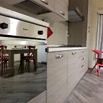 Casa Cantoniera-guest House : Costruite Il Viaggio Сasa de vacaciones Pompeya