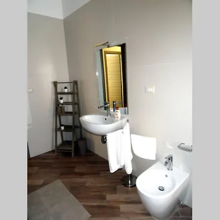 Casa Cantoniera-guest House : Costruite Il Viaggio פומפיי