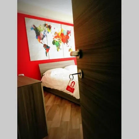 Casa Cantoniera-guest House : Costruite Il Viaggio * פומפיי
