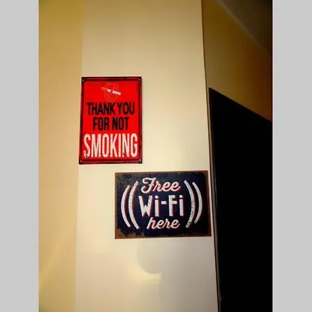 Casa Cantoniera-guest House : Costruite Il Viaggio Vakantiehuis Pompeï