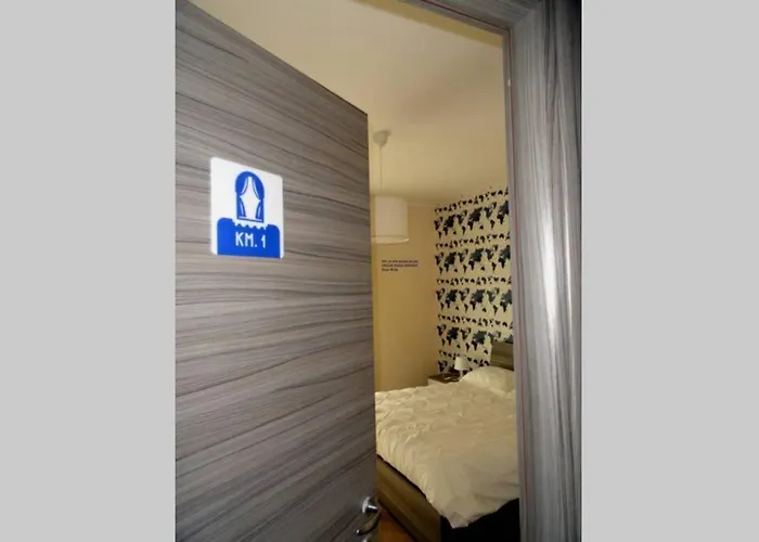 Casa Cantoniera-guest House : Costruite Il Viaggio Feriehus *